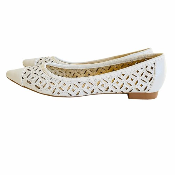 Adrienne Vittadini Leather Cut Out Ballet Flats Sz 10​ - Picture 4 of 12